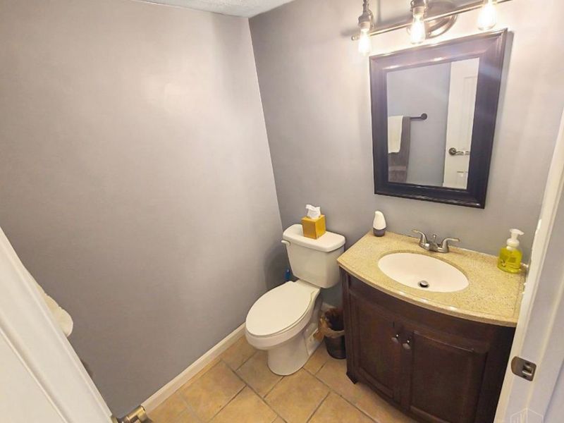 28 Woodcrest Court, Springdale, OH 45246 Photo 11