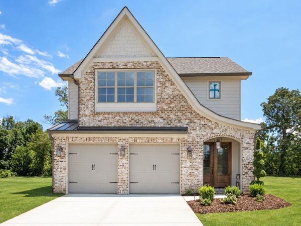 18 Storyvale Lane, Hixson, TN 37343