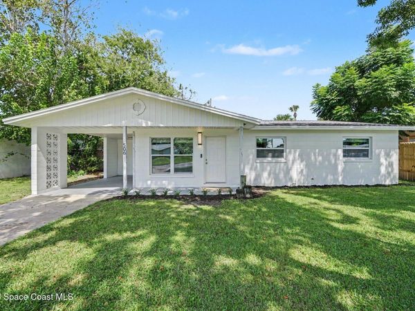 506 Cambridge Circle , South Daytona, FL 32119
