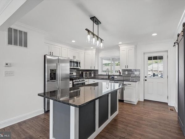 3400 NORTH POINT ROAD , DUNDALK, MD 21222