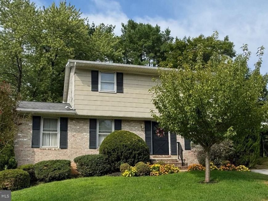 914 Farmstead Road, Cockeysville, MD 21030 Main Photo