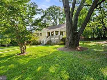 1919 YOUNGBLOOD STREET, MCLEAN, VA 22101