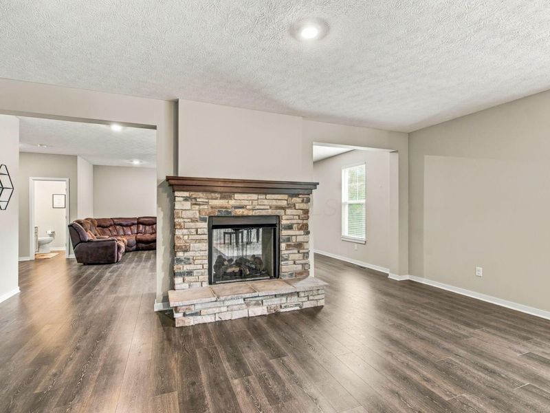 463 Blues Creek Drive, Ostrander, OH 43061 Photo 12