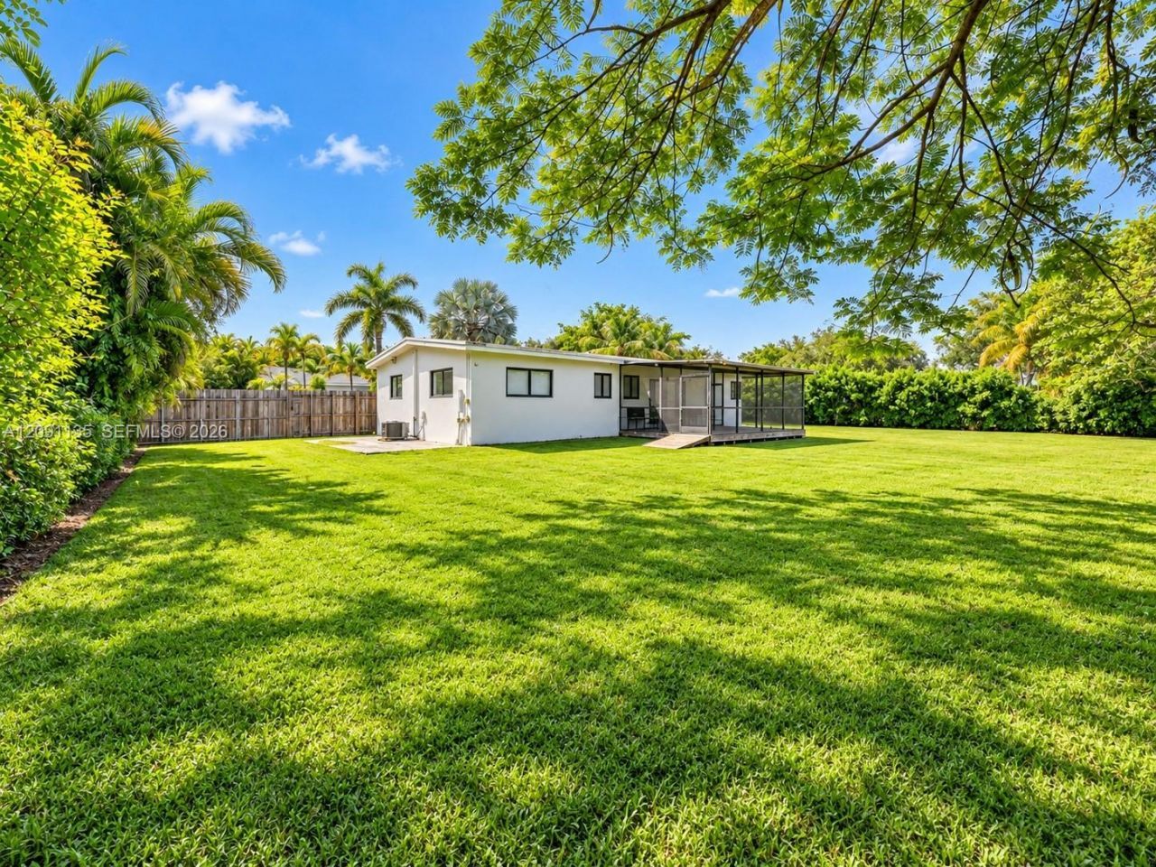 9401 SW 82nd Ave , Miami, FL 33156 Photo