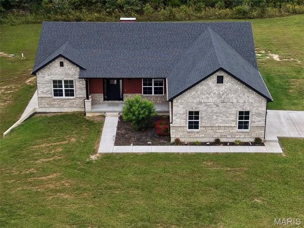 3525 Weatherby Lane , Farmington, MO 63640