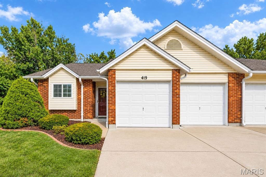 419 Cambridge Place , Unit A, Saint Peters, MO 63376 Main Photo