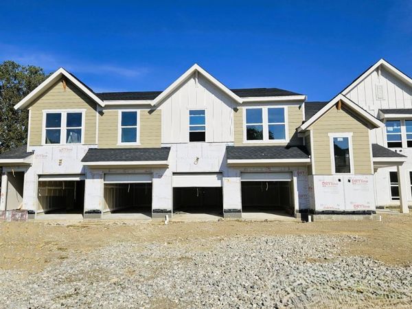 430 Pilot Point, Unit 2-300, Vandalia, OH 45377