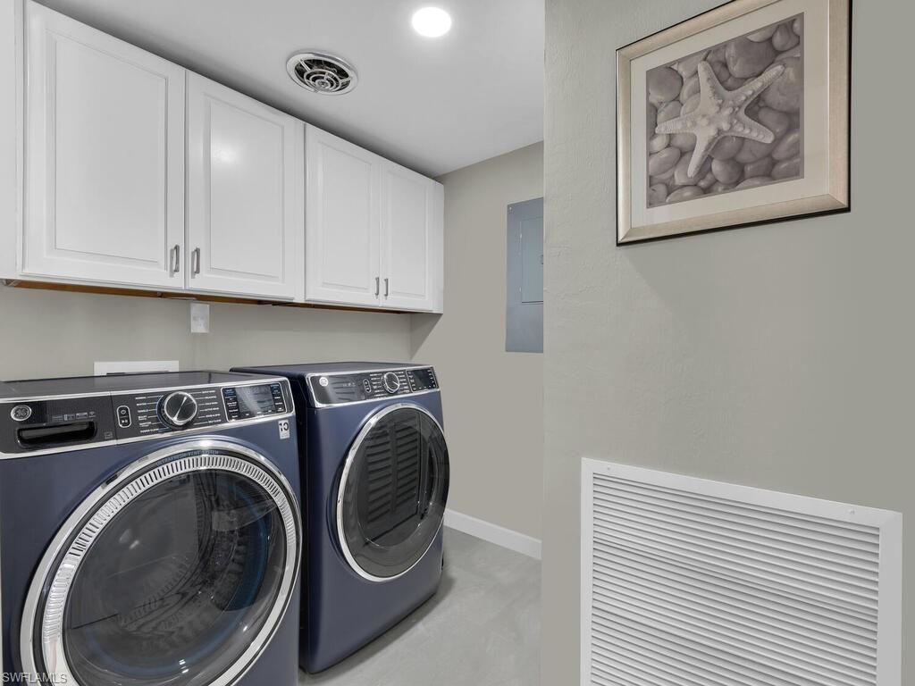 222 Harbour Dr, Unit 103, Naples, FL 34103 Photo