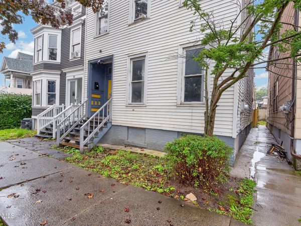556 Washington Avenue, Albany, NY 12203