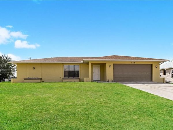 512 SW 27th TER , CAPE CORAL, FL 33914