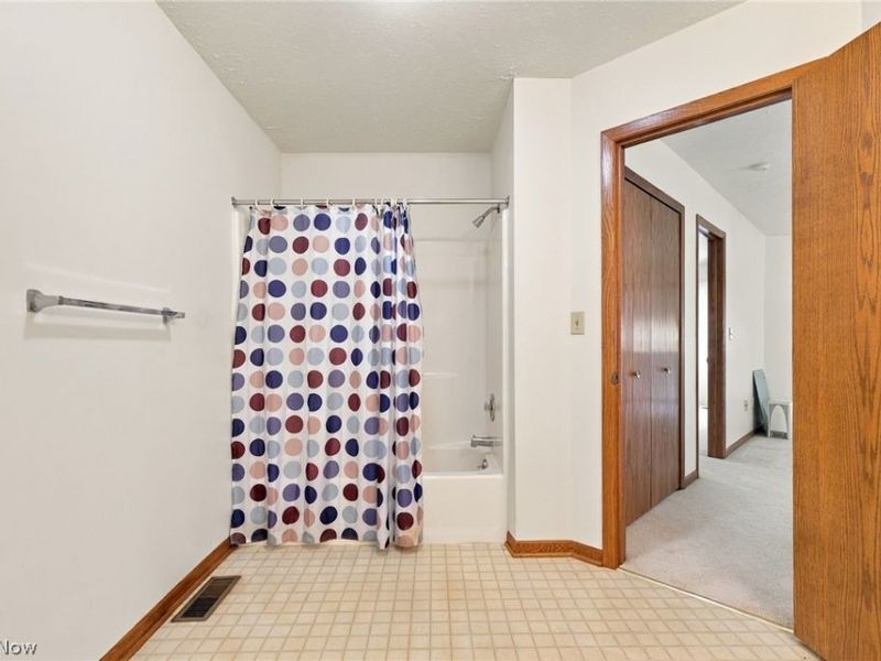 68 Starboard Circle, Green, OH 44319 Photo 23