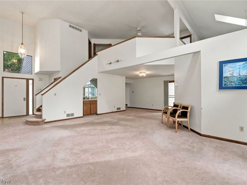 68 Starboard Circle, Green, OH 44319 Photo 3