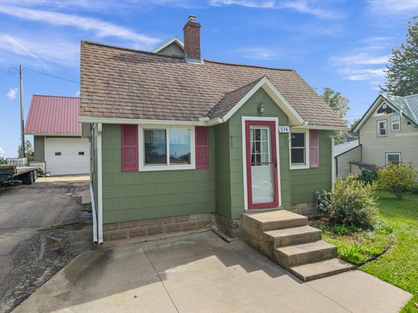 514 Maple Drive, Spring Grove, MN 55974