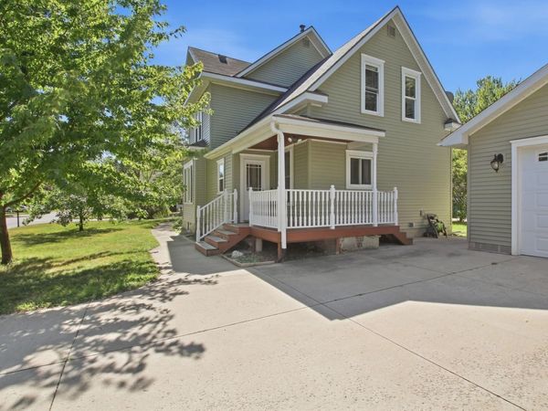 431 E 2nd Street, Litchfield, MN 55355