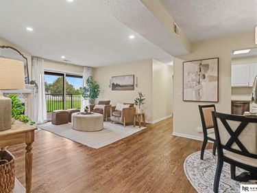 11945 Miracle Hills Drive, Unit 20, Omaha, NE 68154