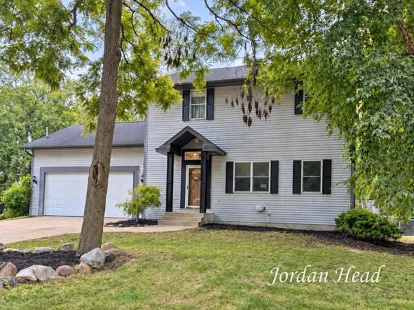 3160 Ripley Street NE, Belmont, MI 49306