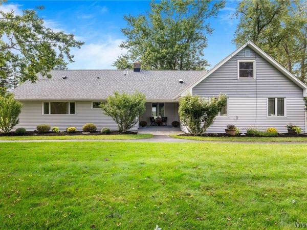 2 Nashua Court , Lancaster, NY 14086