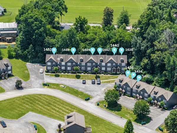 1434 William Holt Blvd , Sevierville, TN 37862