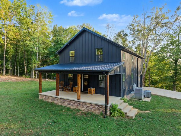 2561 Cold Springs Rd , Lafayette, TN 37083