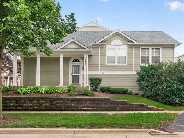 2429 Emily Lane , Elgin, IL 60124