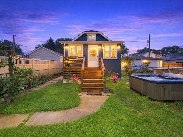 3816 N Odell Avenue , Chicago, IL 60634