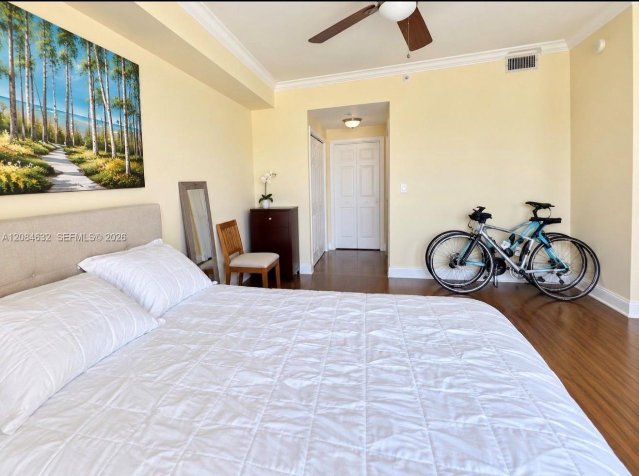 90 SW 3rd St, Unit 1403, Miami, FL 33130 Photo