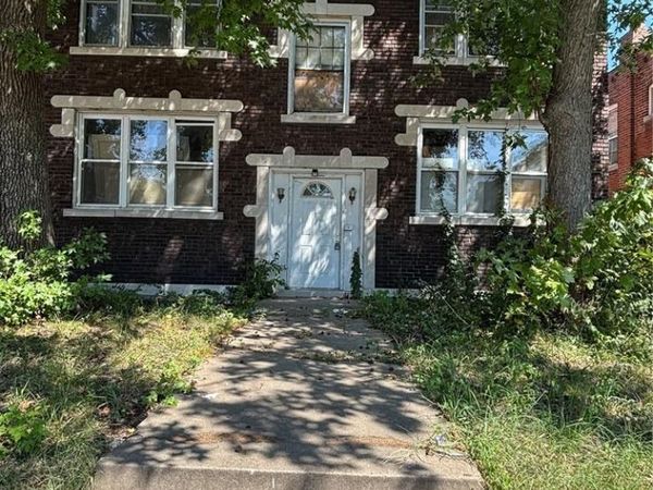 2849 Meramec Street , St Louis, MO 63118