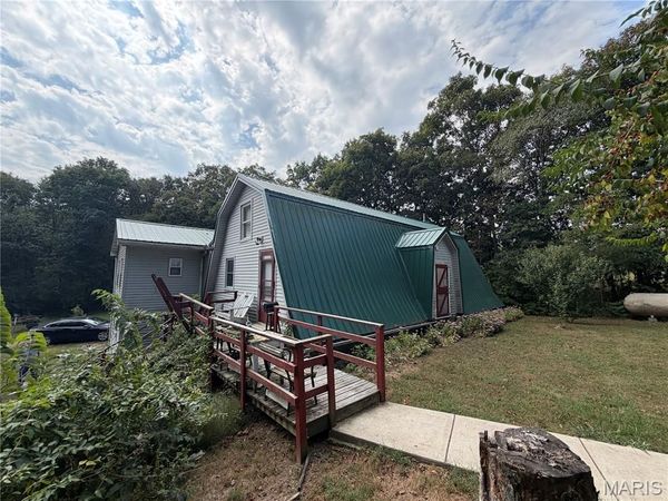 7572 State Route 161 Extension , IUKA, IL 62849