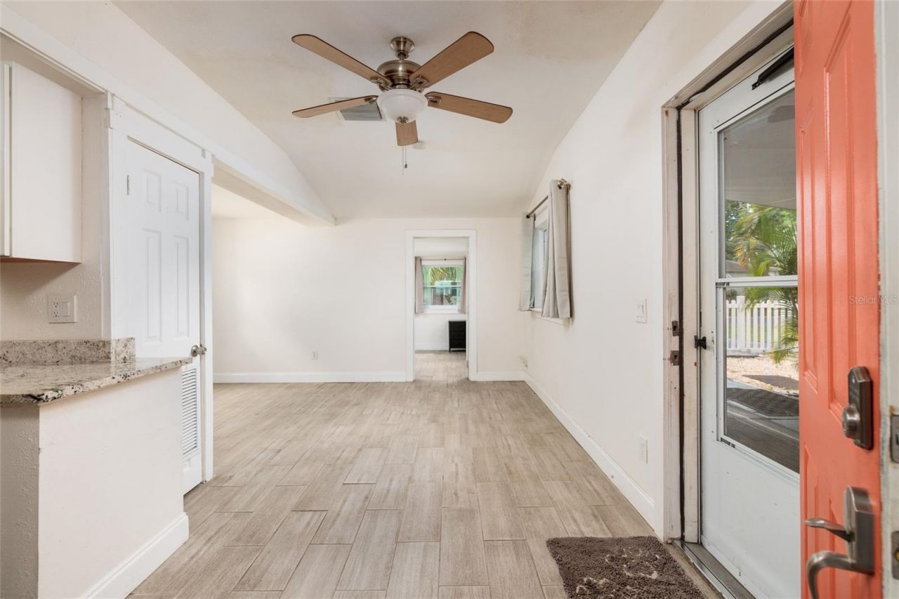 1903 30th Avenue N, Saint Petersburg, FL 33713 Photo