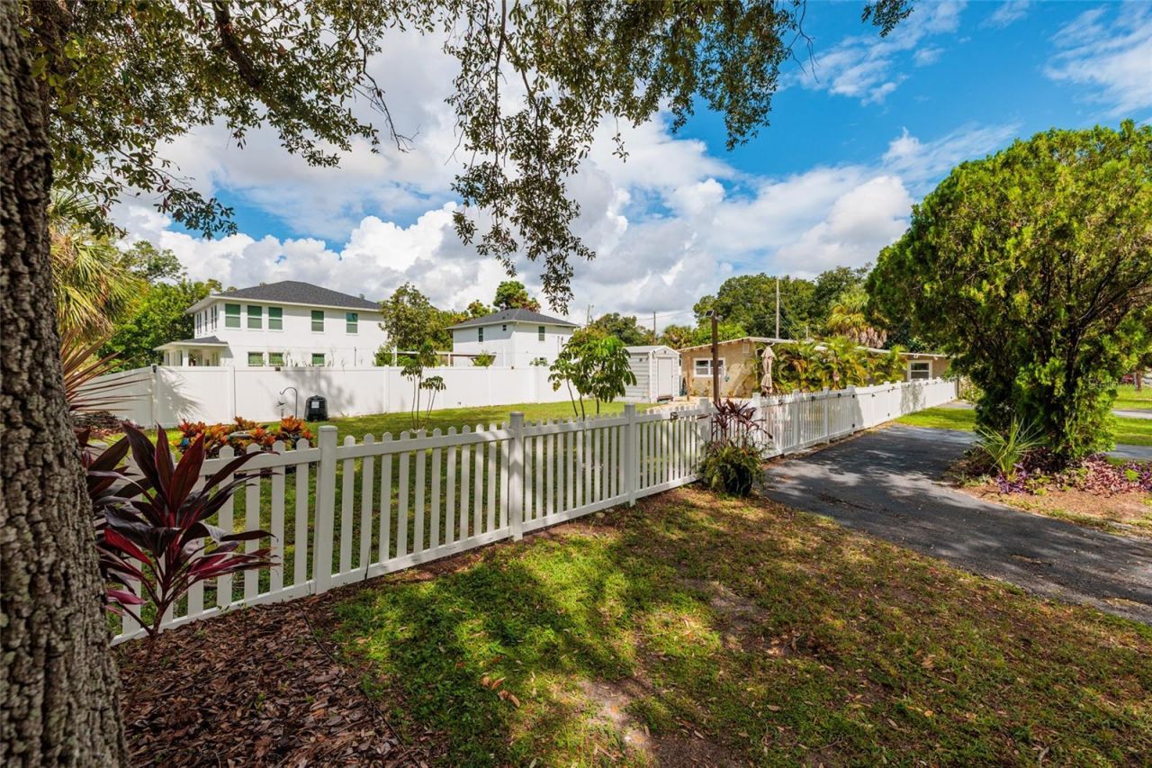1903 30th Avenue N, Saint Petersburg, FL 33713 Photo