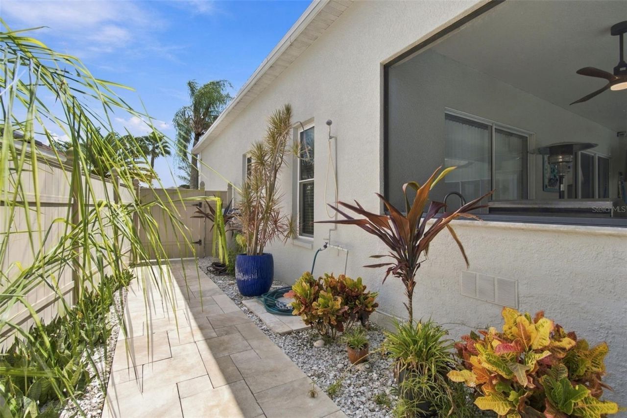 2501 Bay Field Court, Holiday, FL 34691 Photo