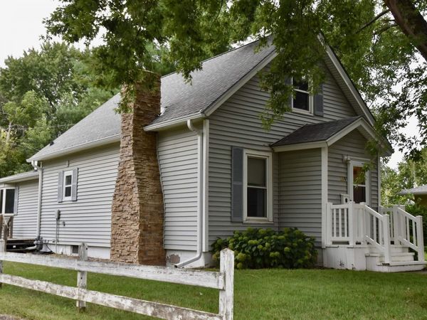 209 6TH AVE, Sibley, IA 51249