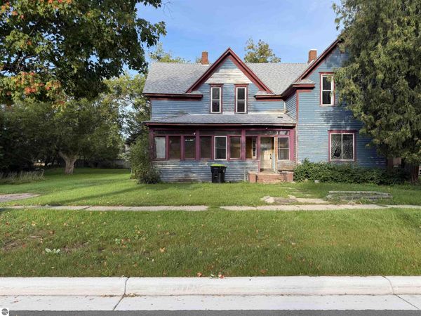 243 Burgess Street N, West Branch, MI 48661