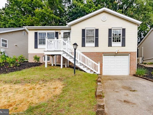 348 GHANER DRIVE , STATE COLLEGE, PA 16803