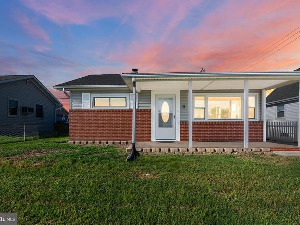 25 RIGHT AILERON , MIDDLE RIVER, MD 21220