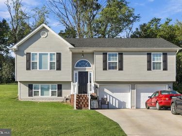 54 LILLEIGH COURT , MAURERTOWN, VA 22644