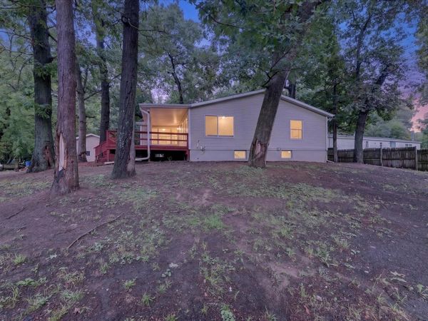 1211 N Blossom Lake Drive, Colon, MI 49040