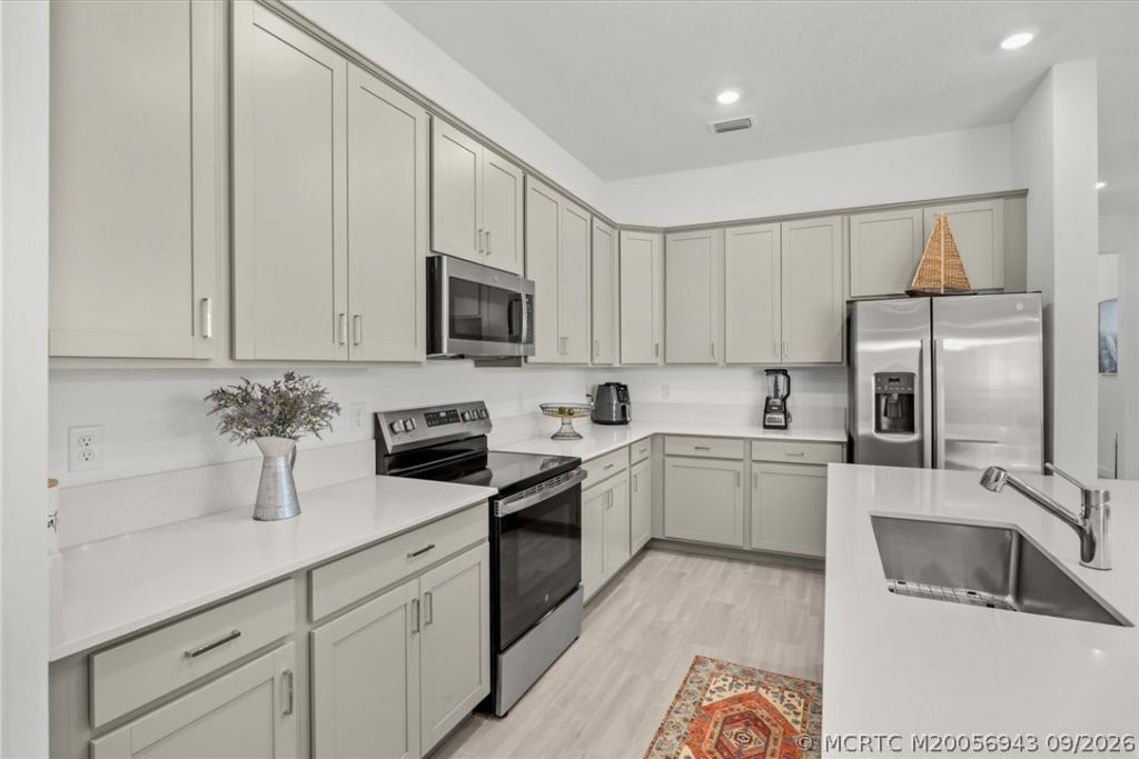 1120 SE Crosswood Way, Port Saint Lucie, FL 34984 Photo