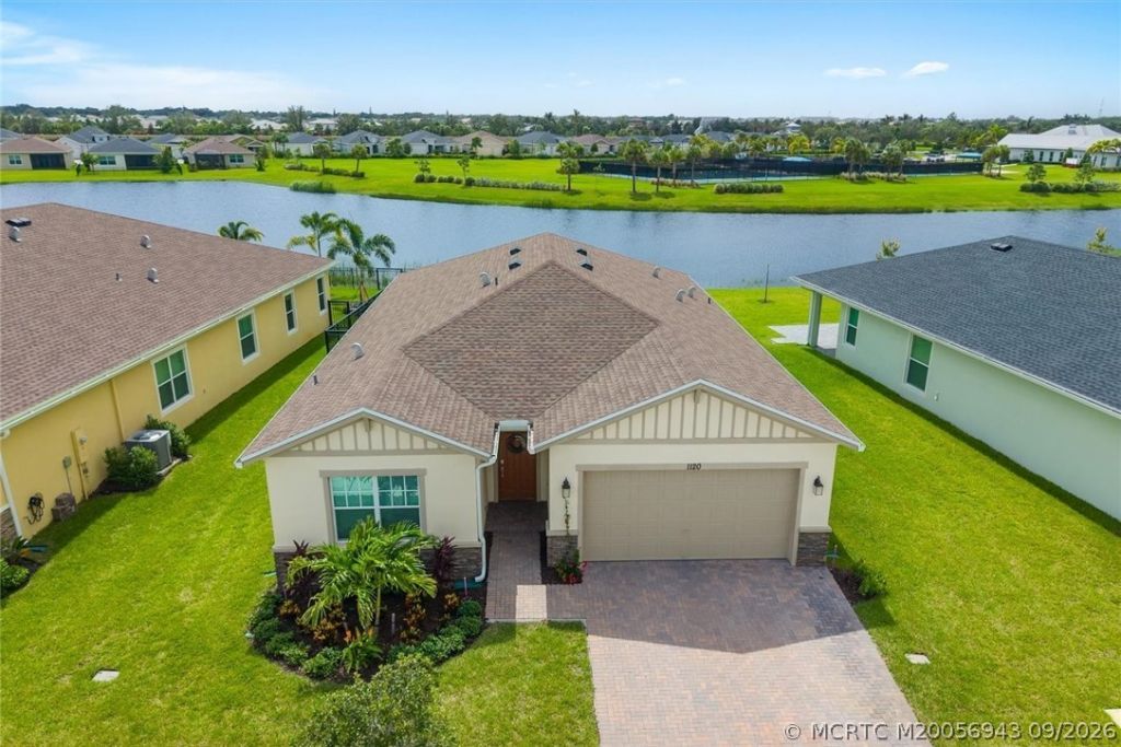1120 SE Crosswood Way, Port Saint Lucie, FL 34984 Photo