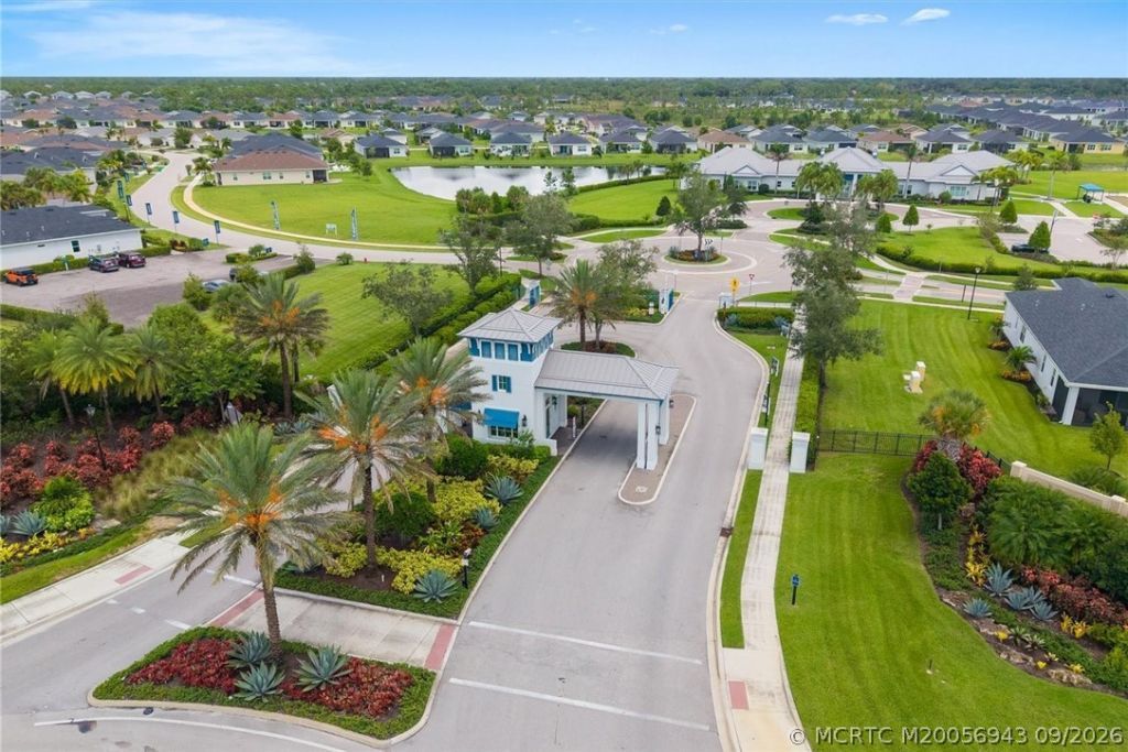 1120 SE Crosswood Way, Port Saint Lucie, FL 34984 Photo