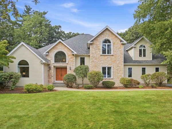 48 Colonel Daniels Drive, Bedford, NH 03110