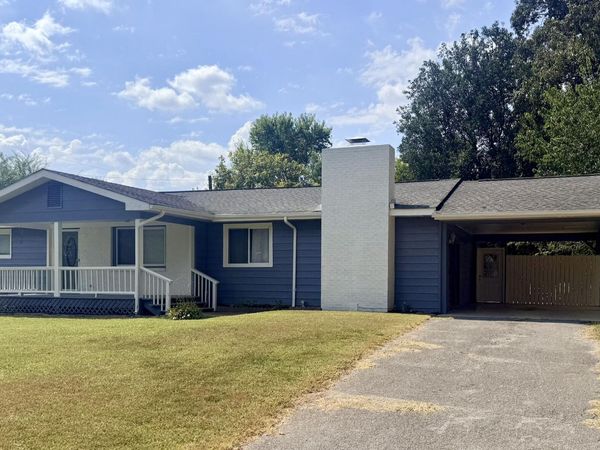 43 Lynngrove Drive, Rossville, GA 30741
