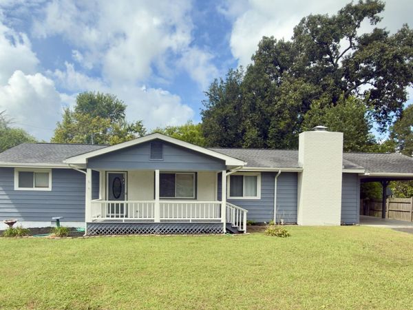 43 Lynngrove Drive, Rossville, GA 30741
