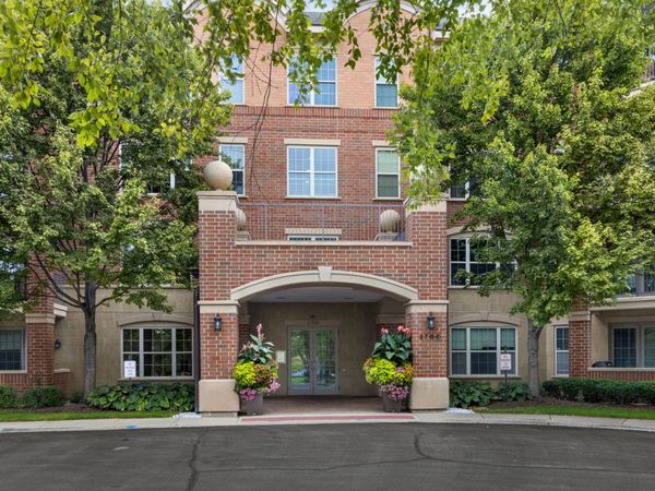 2700 Summit Drive , Unit 309, Glenview, IL 60025