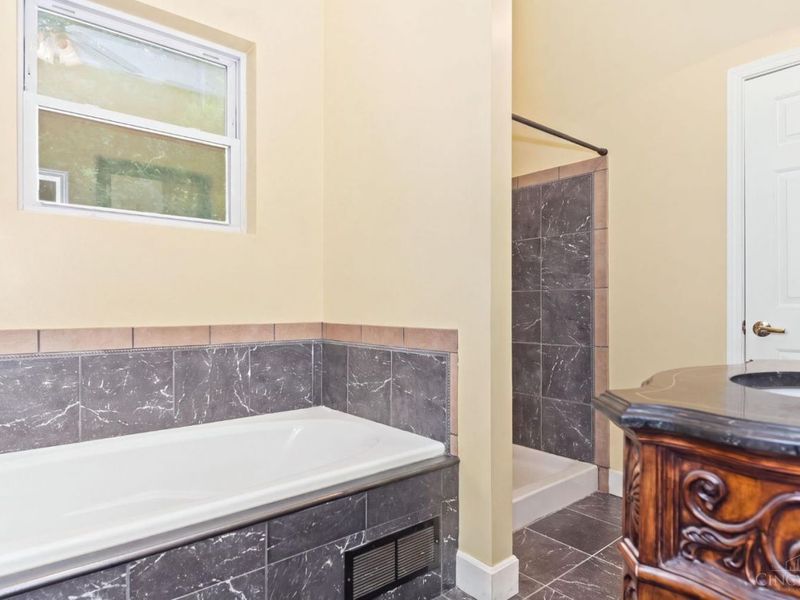 2410 Half Hill Road, Monroe Township, OH 45106 Photo 38