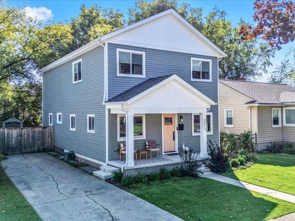 3072 Robina Avenue, Berkley, Mi 48072