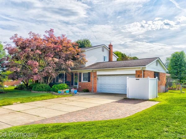 53625 Shelby Road , Shelby Township, Mi 48316