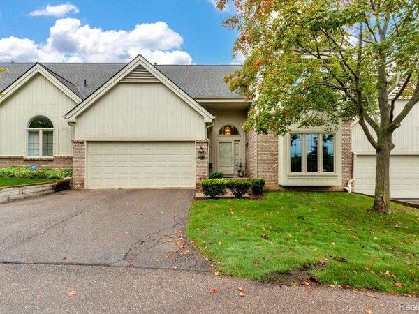 24547 Martel Drive, Farmington Hills, Mi 48335