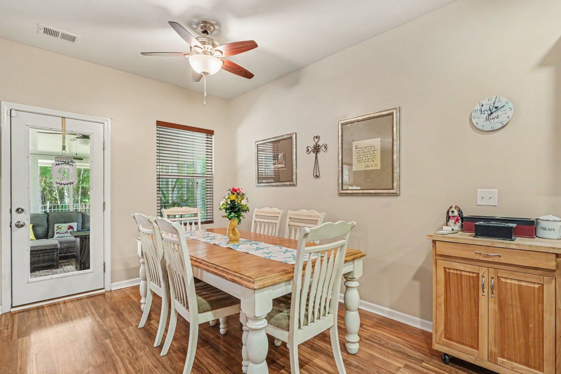 2654 Great Scott Dr.  Photo 4