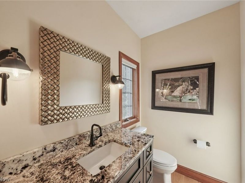 1928 Four Seasons Drive, Akron, OH 44333 Photo 18